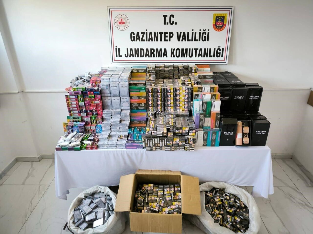 Gaziantep'te Yasaklı Madde Ve Kaçakçılık Operasyonları (1)