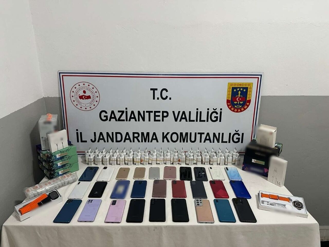 Gaziantep'te Yasaklı Madde Ve Kaçakçılık Operasyonları (3)