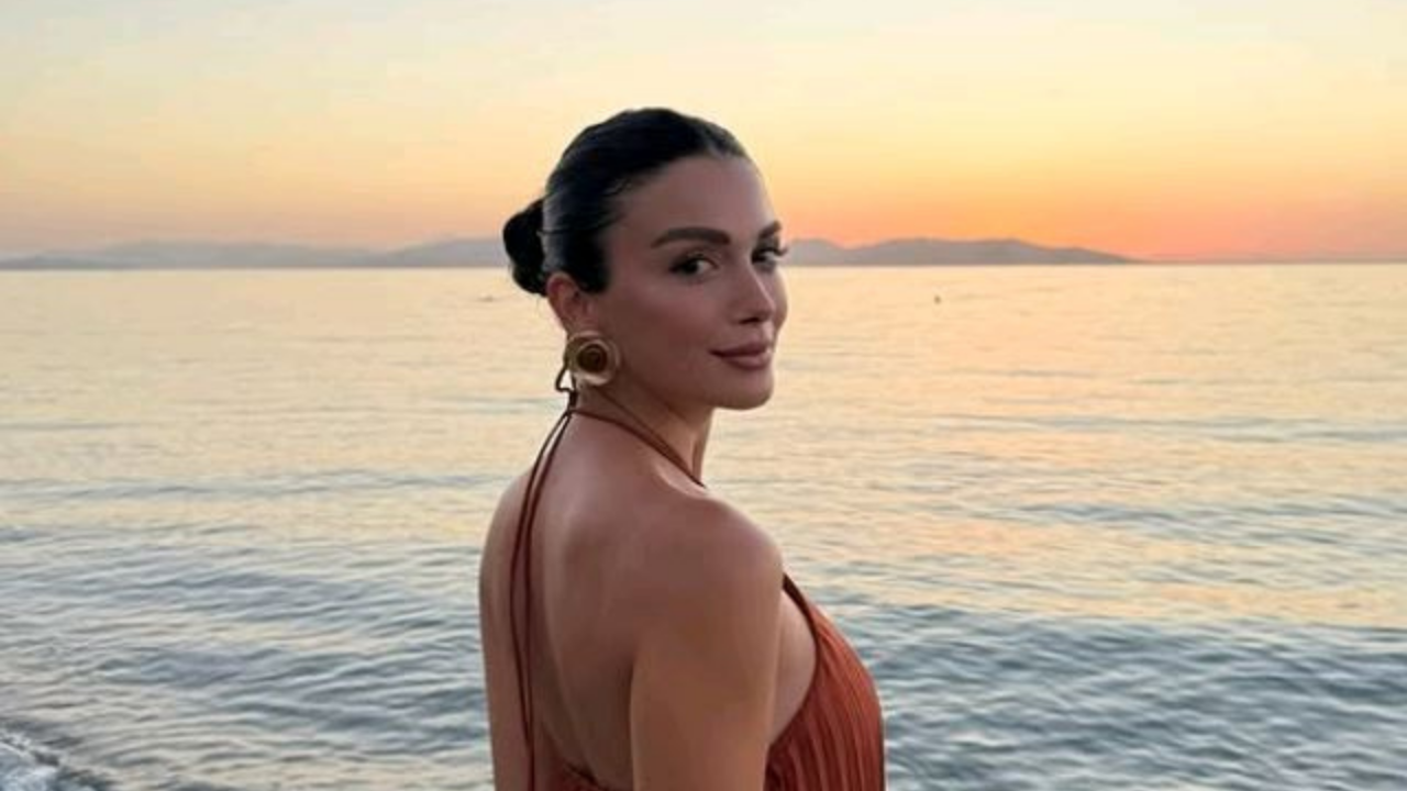 Özge Yağız Kimdir? Hayatı, Kariyeri ve Biyografisi