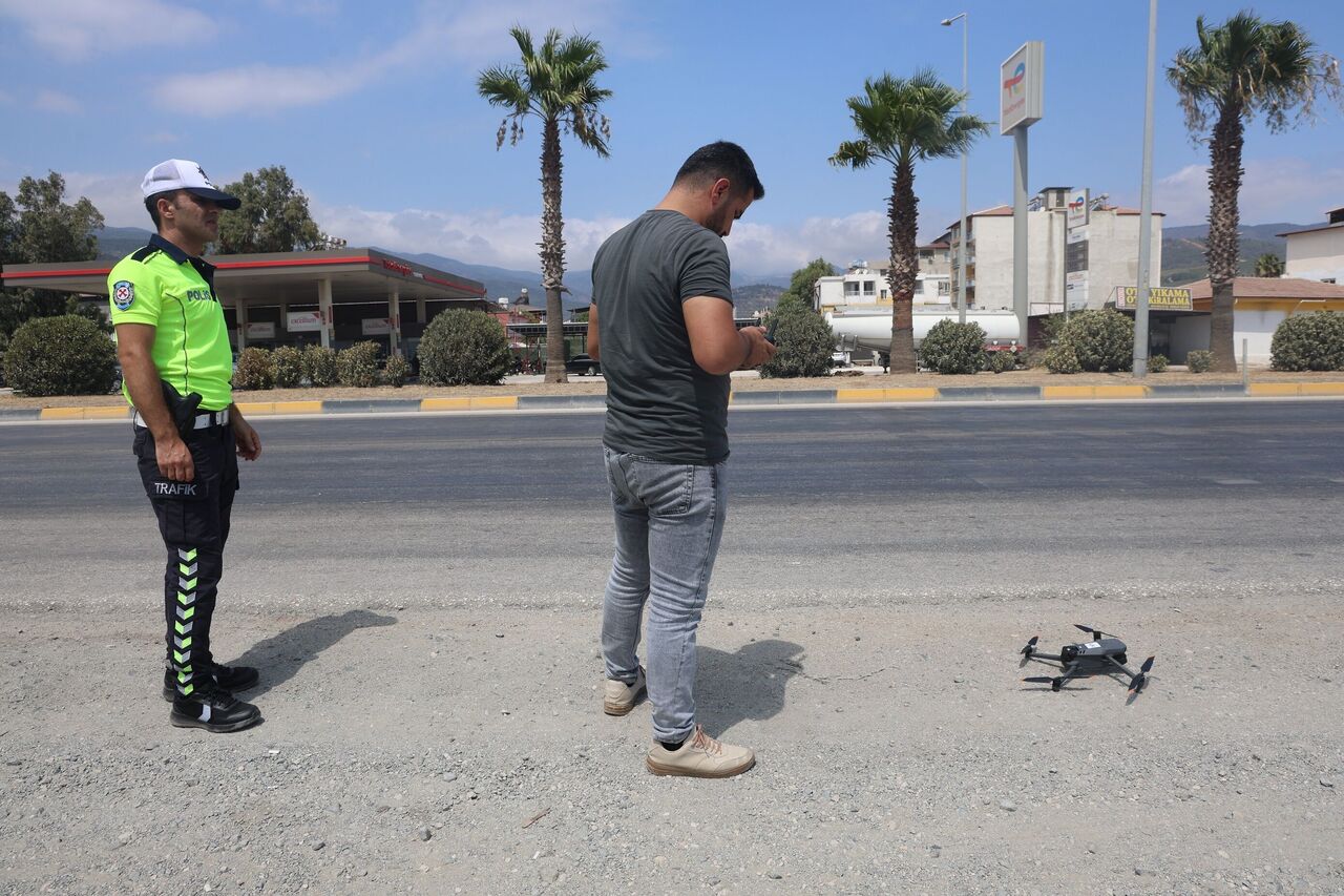 Hatay'da Kırmızı Işık Ihlaline Dron Takibi Ceza Yiyen Sürücüden Anlamlı Sözler (4)