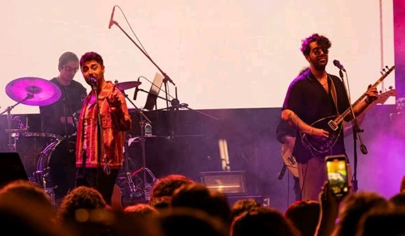 İkilem Kimdir Türkiye’nin Alternatif Pop Sahnesini Sallayan İkili Kimdir (9)