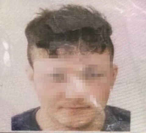 Isparta'da Eşini Elleriyle Boğmaya Çalıştı Kalp Masajıyla Hayata Döndürülen Kadın Hastanede Yaşamını Yitirdi (3)