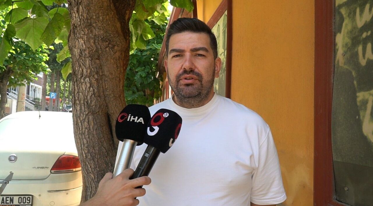 Isparta'da Sitenin Otoparkındaki Araçlara Zarar Veren Kişi Güvenlik Kamerasında (5)