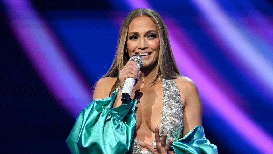 Jennifer Lopez İstanbul’u Salladı Unutulmaz Konserden Renkli Görüntüler (2)-1