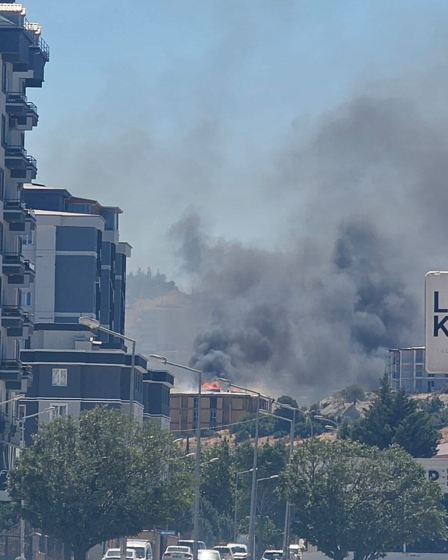 Kahramanmaraş Orman Bölge Müdürlüğü Lojmanlarında Korkutan Yangın