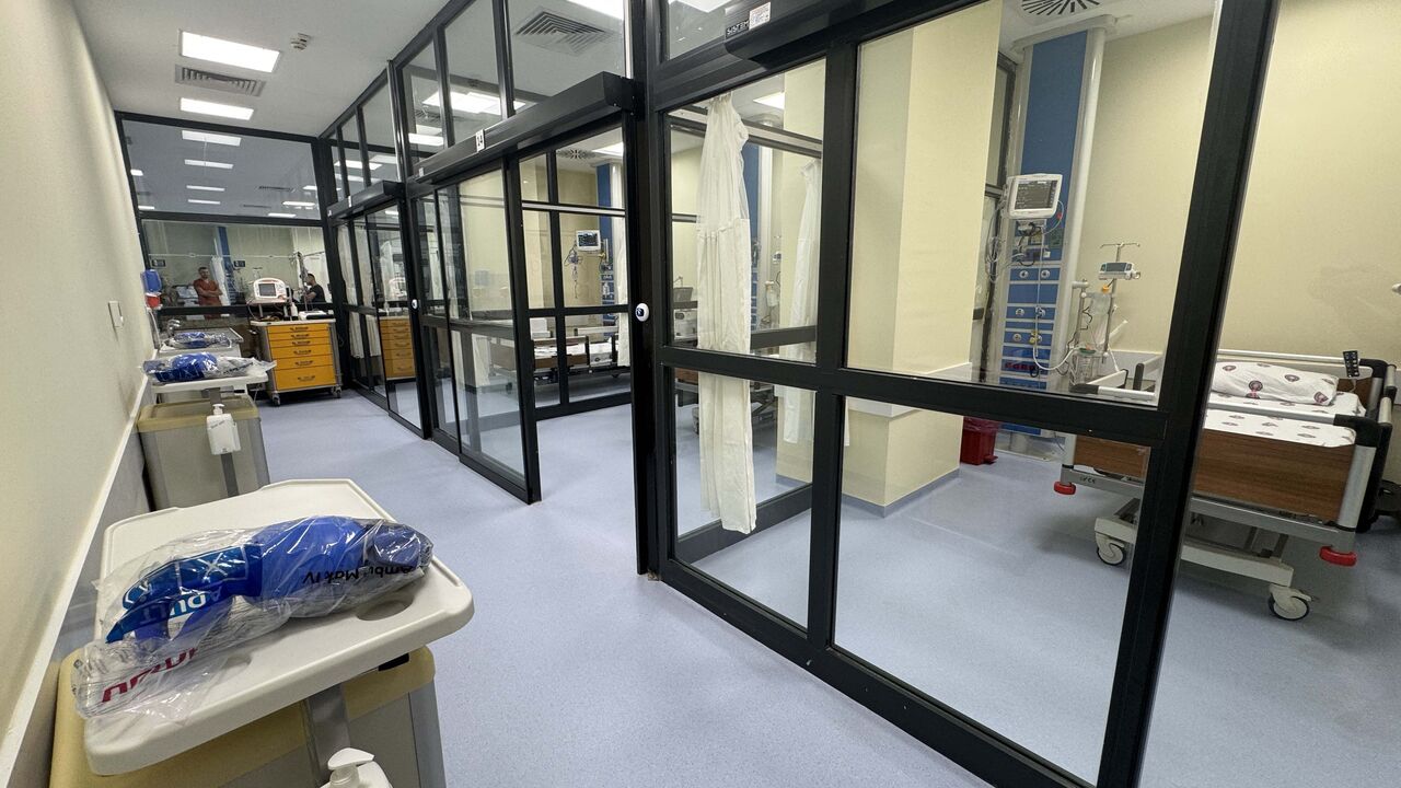 Kahramanmaraş’ta 15 Yataklı Yoğun Bakım Ünitesi Hizmete Açıldı (3)