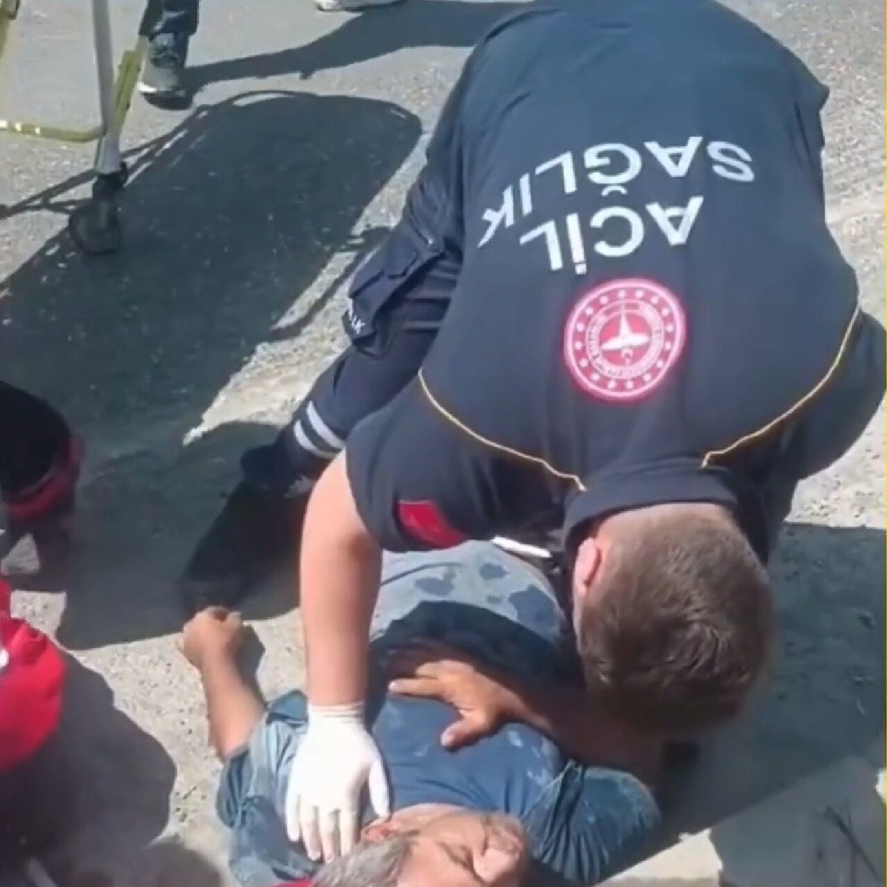 Kahramanmaraş’ta Aşırı Sıcak Bir Vatandaşı Bayılttı (2)