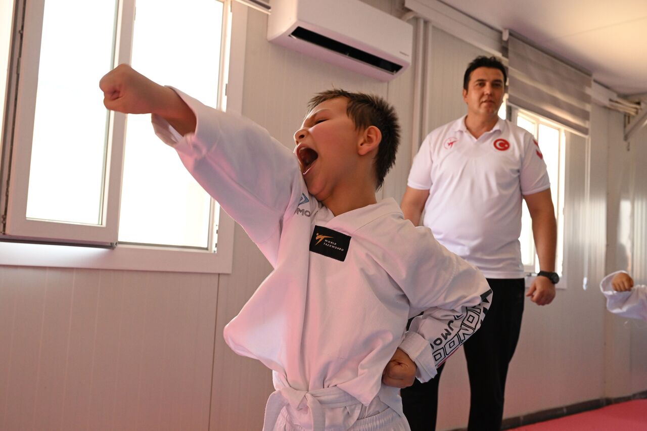 Kahramanmaraş'ta Depremzede Çocuklar Tekvandoyla Hayata Tutunuyor (1)