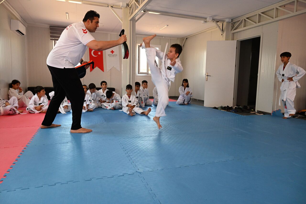 Kahramanmaraş'ta Depremzede Çocuklar Tekvandoyla Hayata Tutunuyor (5)