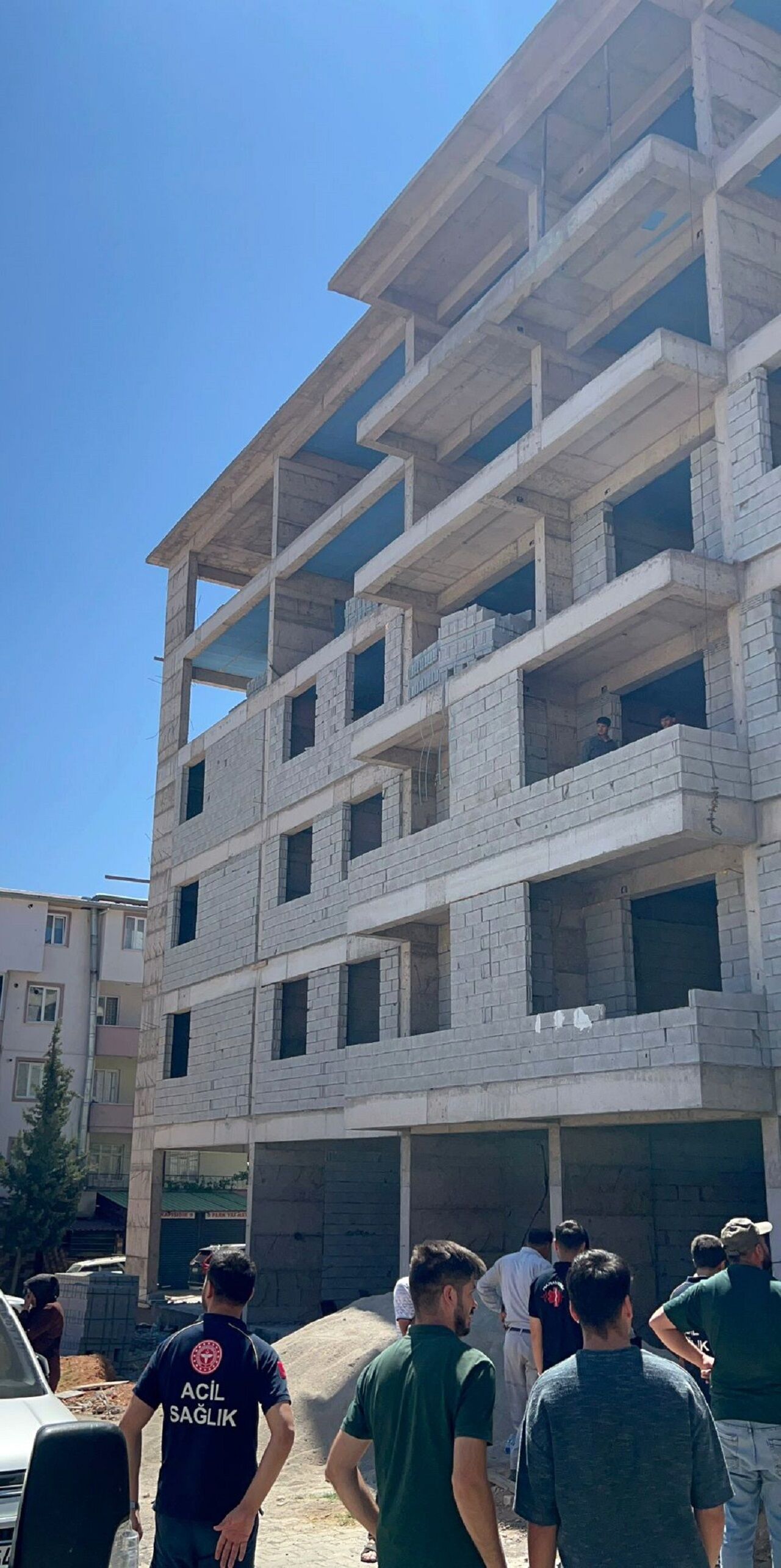 Kahramanmaraş'ta Inşattan Düşen Işçi Hayatını Kaybetti (3)