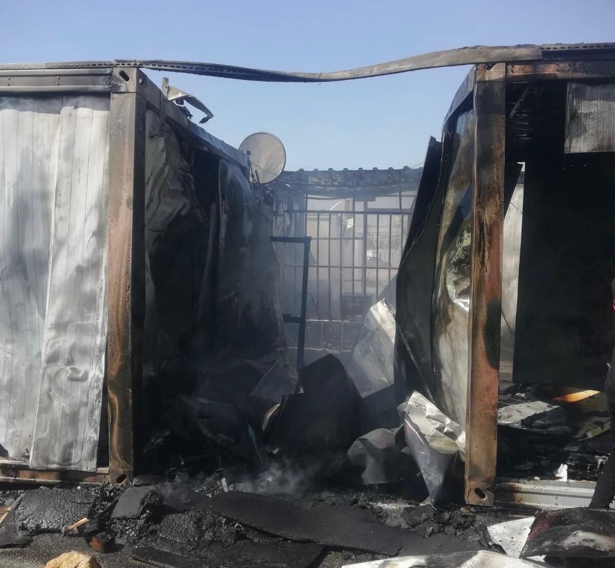 Kahramanmaraş’ta Konteynır Yangını Paniğe Neden Oldu (1)