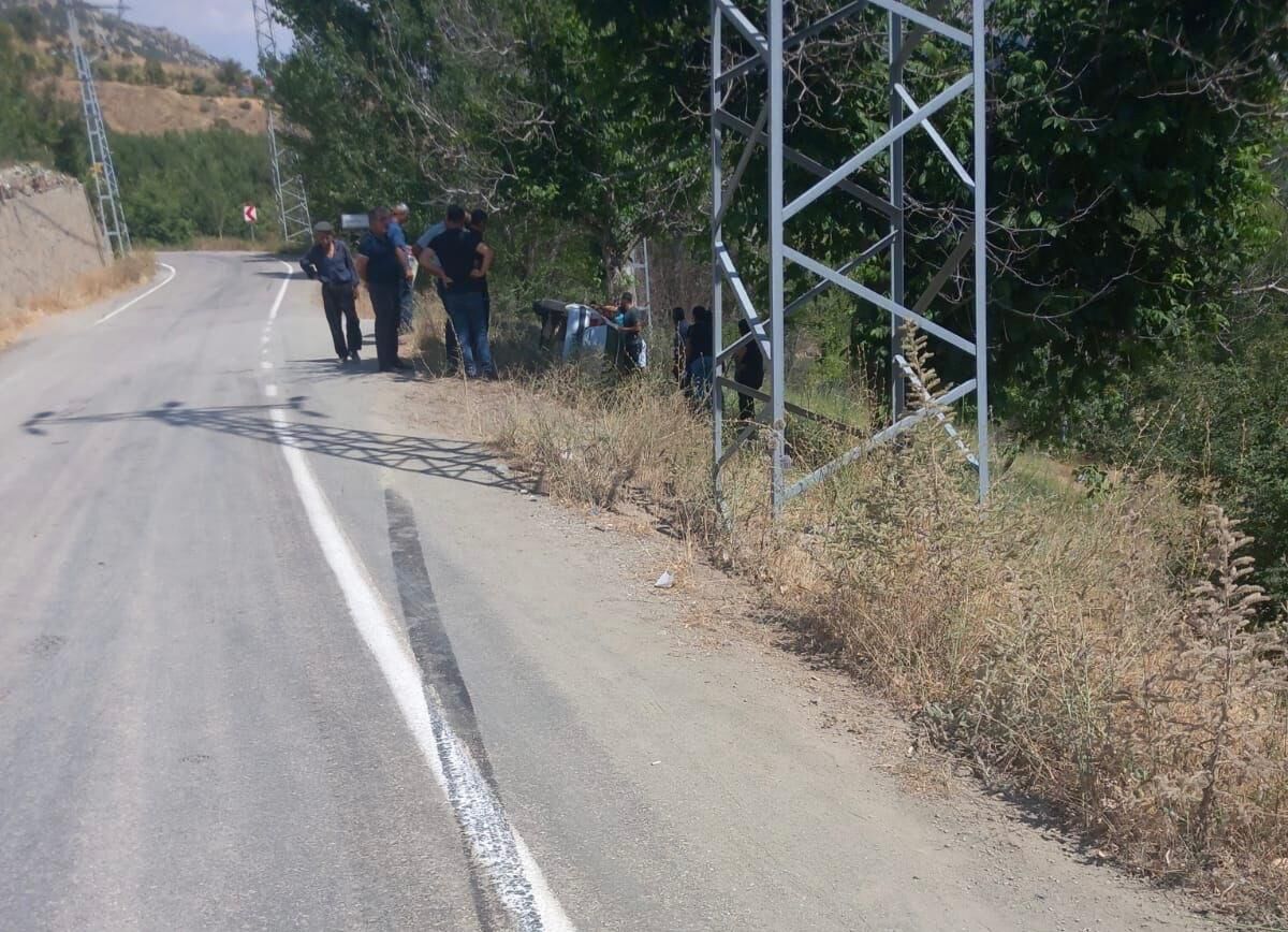 Kahramanmaraş'ta Otomobil Şarampole Yuvarlandı, 1 Yaralı (1)