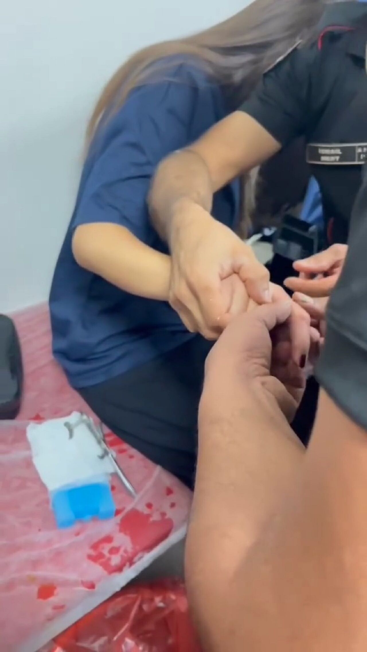 Kahramanmaraş’ta Parmağa Sıkışan Yüzük Itfaiye Kurtardı (3)