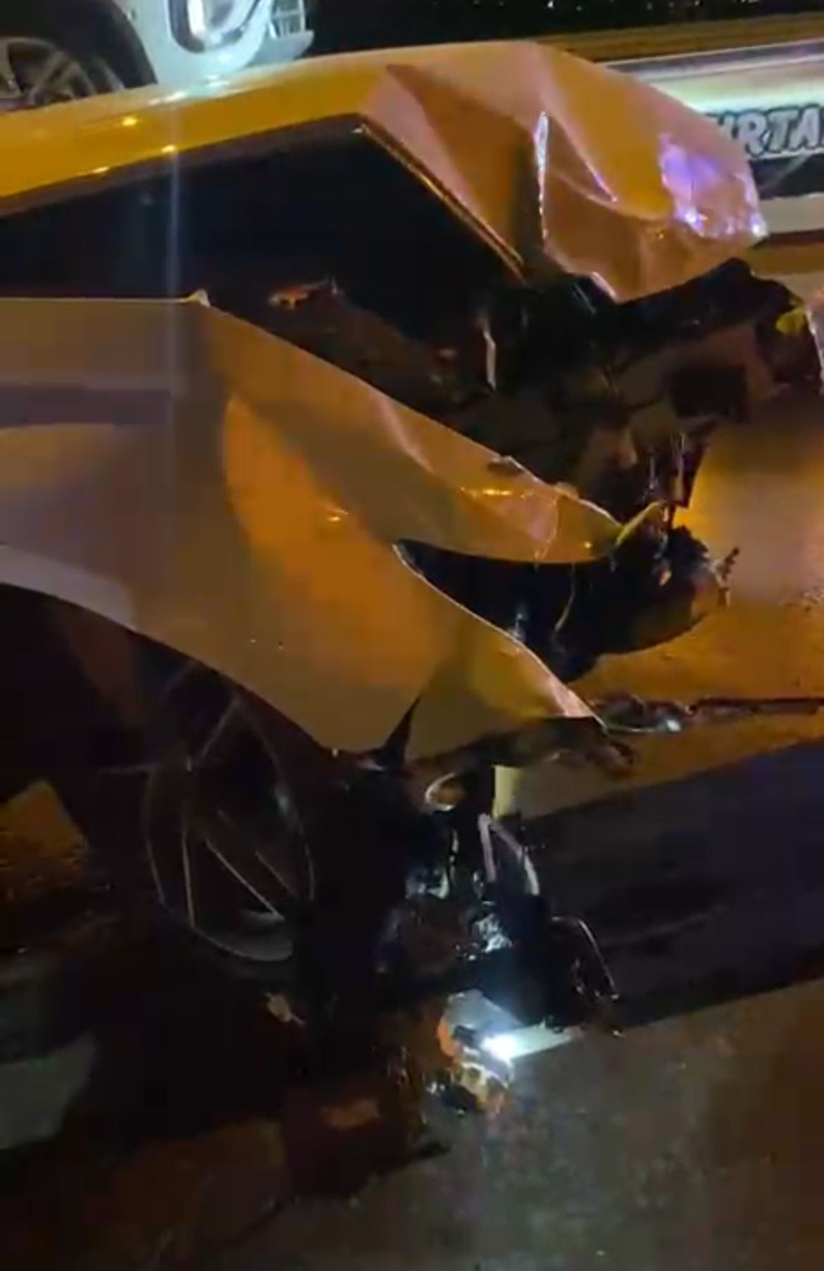 Kahramanmaraş’ta Trafik Kazası 2 Yaralı Hastaneye Kaldırıldı (2)