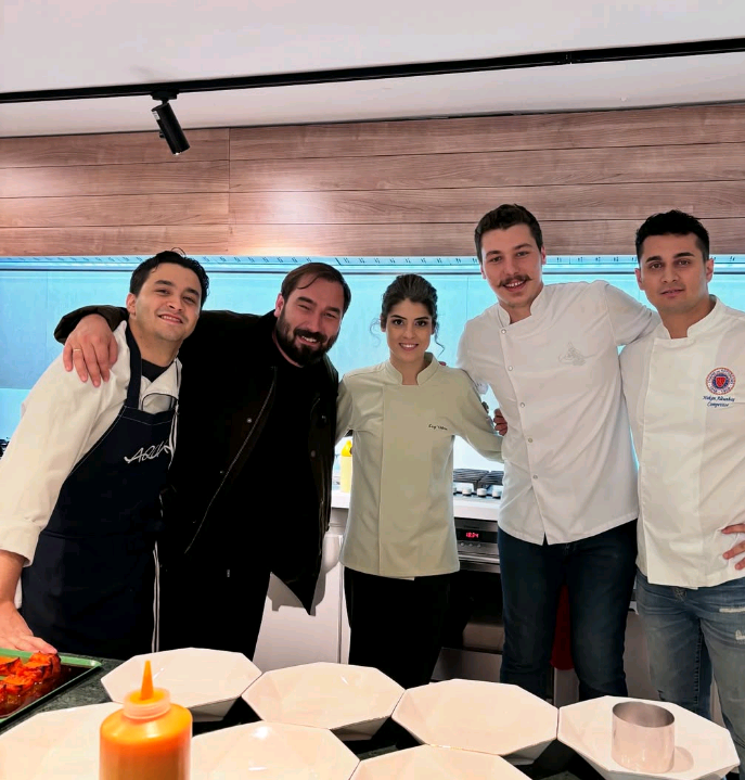 Masterchef Türkiye 2025 Yedeklerinden Ana Kadroya Seçilen Mert Çamlıbel Kimdir (3)