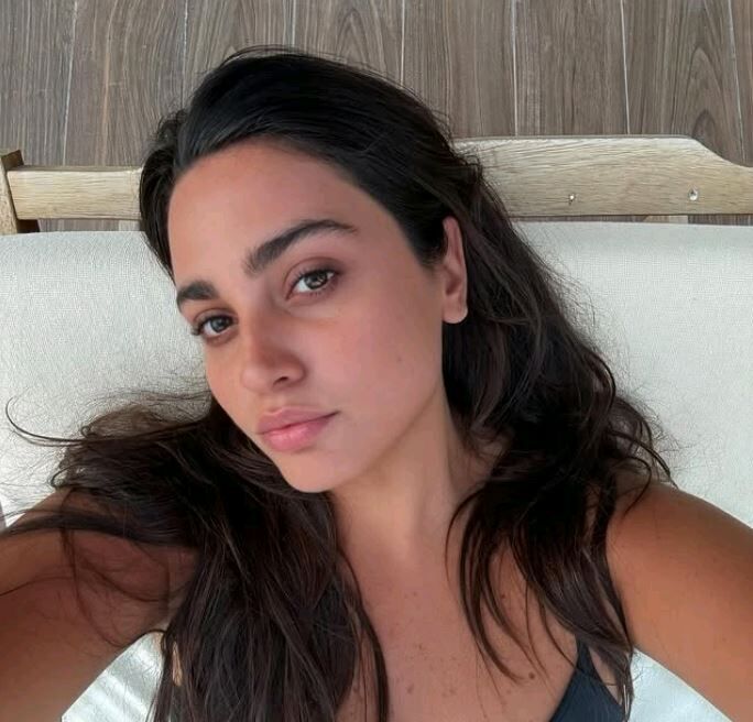 Melisa Ural Kimdir Sibel Can Ve Hakan Ural’ın Kızı Hakkında Merak Edilenler (3)