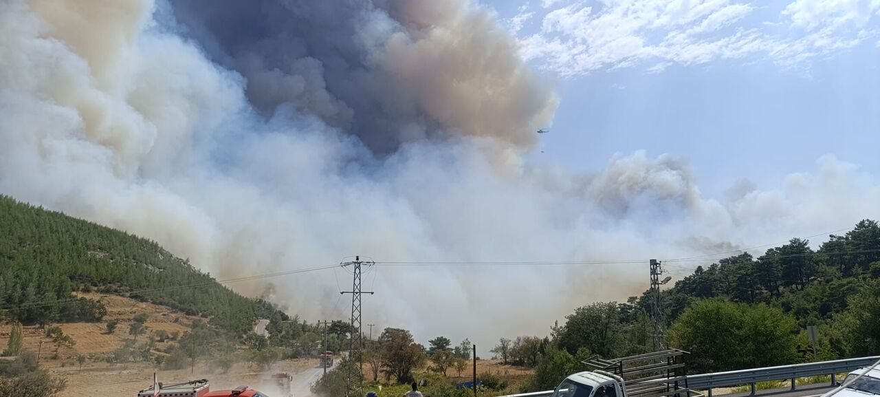 Mersin Ormanları Alevler Altında Silifke’de Yangın Alarmı (1)-1