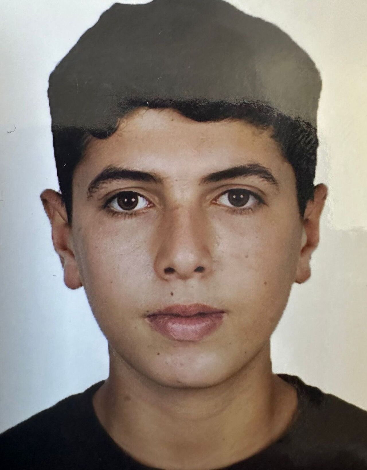 Mersin’de Tır Altında Kalan 16 Yaşındaki Genç Hayatını Kaybetti (4)