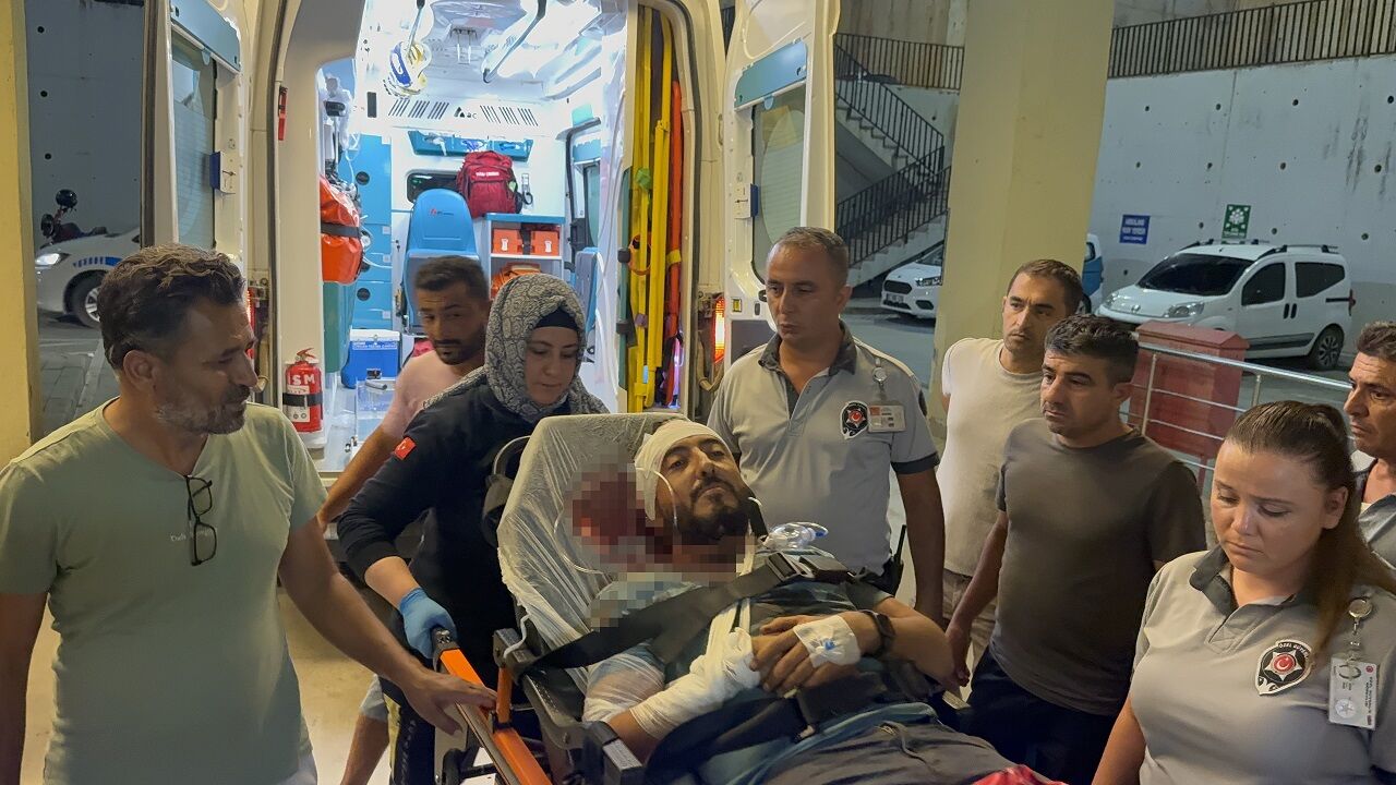 Orman Yolu Çalışmasında Patlatılan Dinamit Işçiyi Ağır Yaraladı (1)