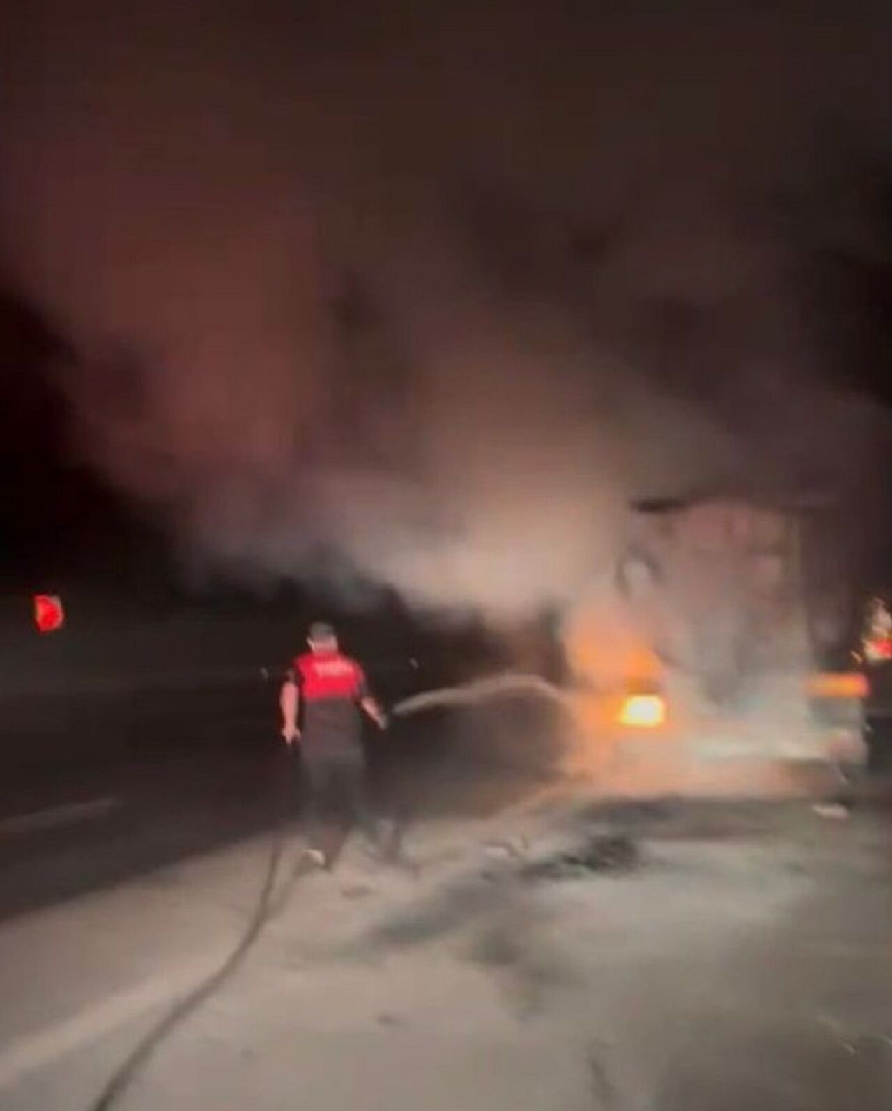 Osmaniye’de Seyir Halindeki Tanker Yandı (1)