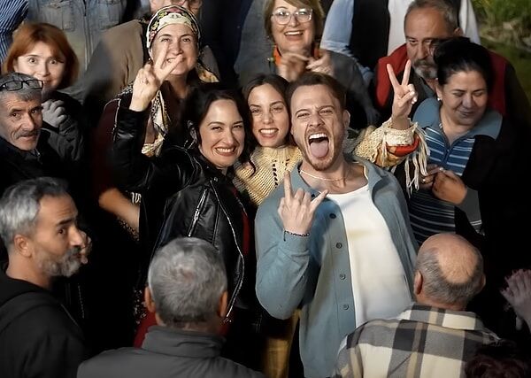 Platonik Dizisi 18 Eylül’de Başlıyor İşte Tüm Detaylar (5)