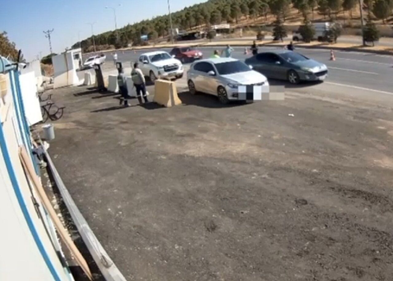 Polise Çarpıp Kaçan Şüpheli Itiraz Sonrası Tutuklandı (3)