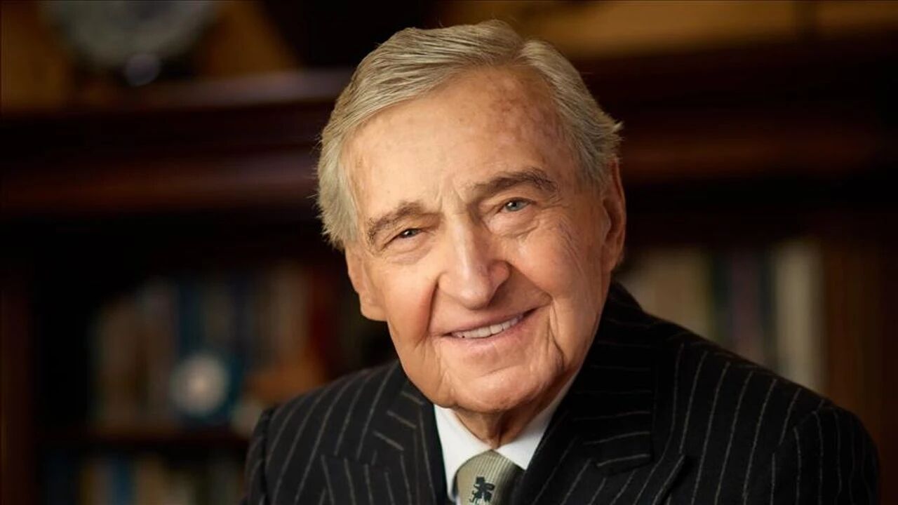 Rahmi Koç Kimdir İş Dünyasında İz Bırakan Lideri (2)