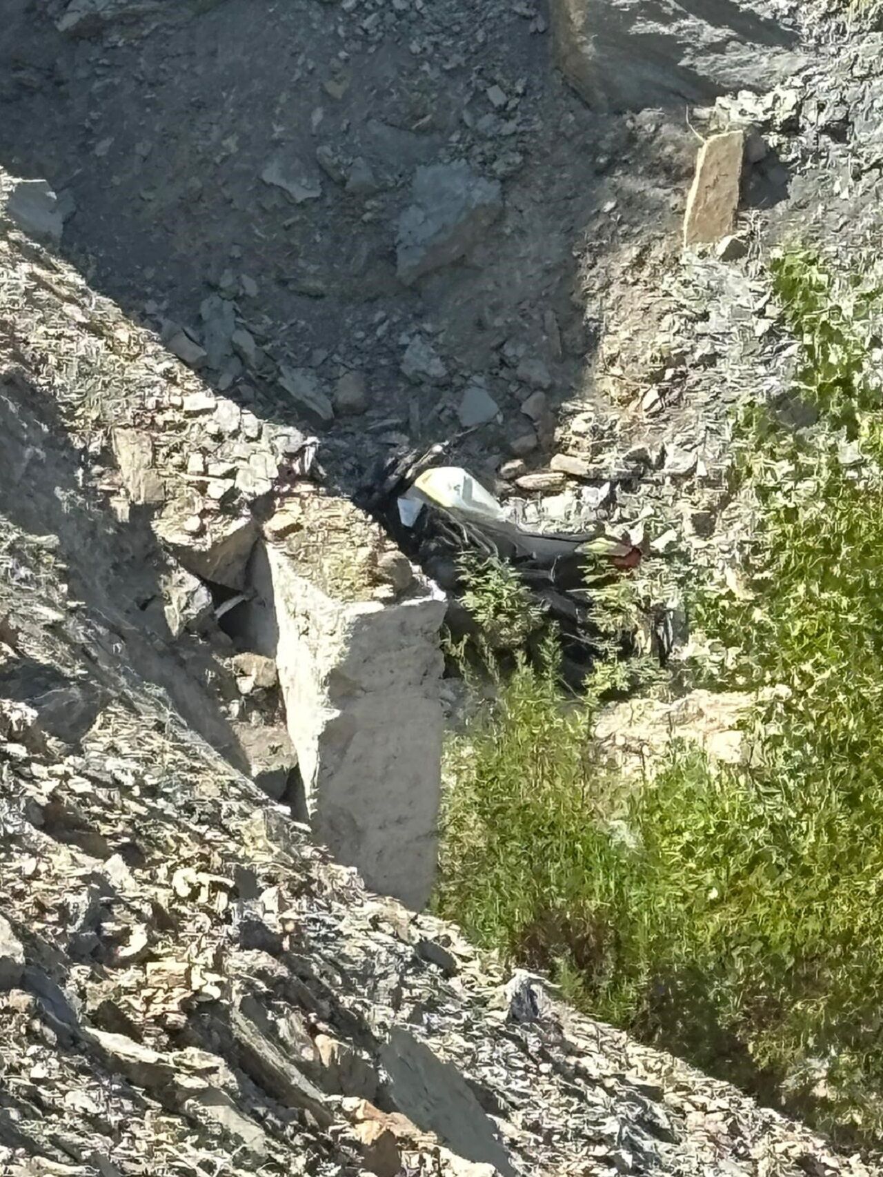 Şarampole Yuvarlanan Motosikletin Sürücüsü Yaralandı (1)