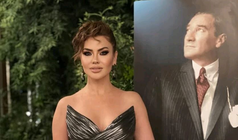 Şarkıcı Lara Kimdir Kaç Yaşında Evli Mi Sağlık Durumu Ve Kariyeri (1)