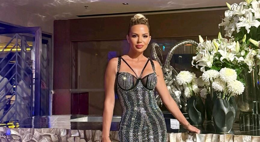 Seda Üren Kimdir Güçlü Sesiyle Tanınan Sanatçı (3)