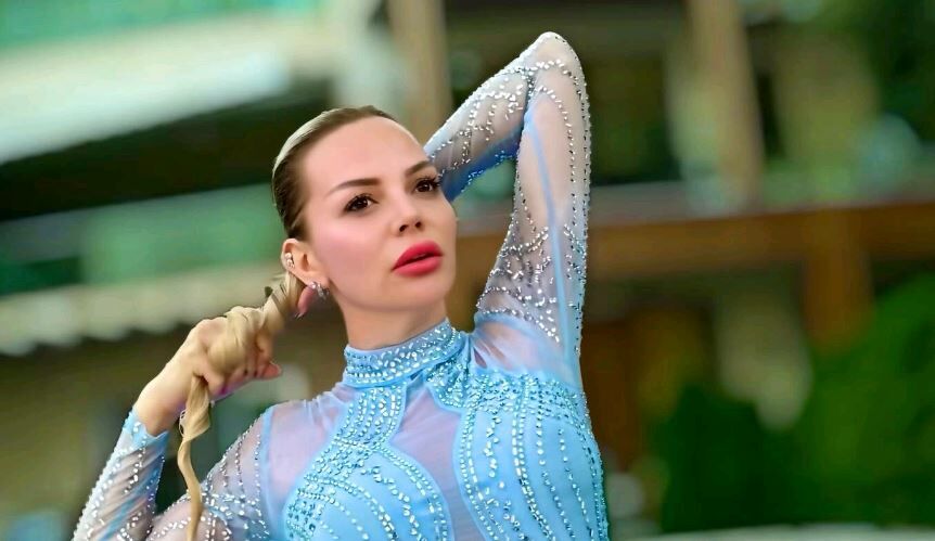 Seda Üren Kimdir Güçlü Sesiyle Tanınan Sanatçı (5)