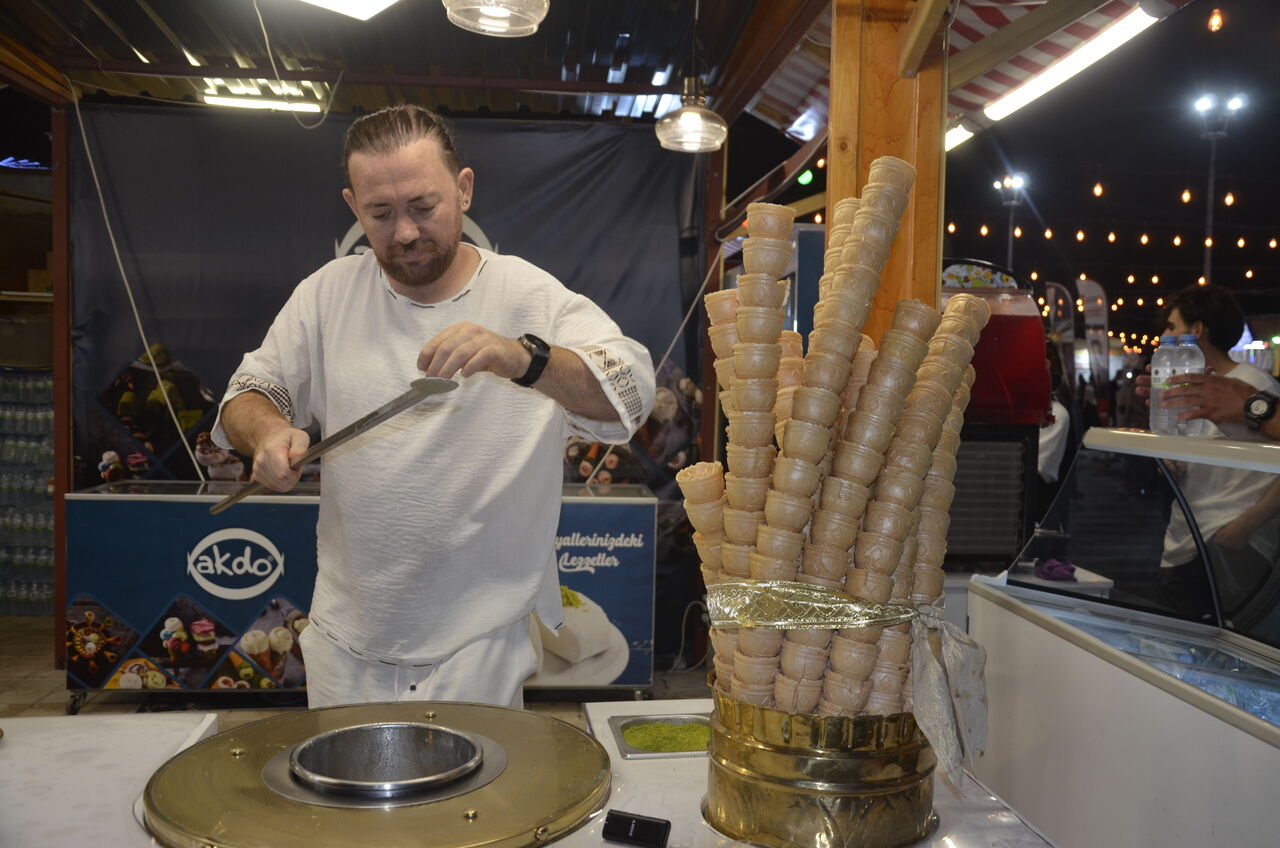 Şovda Abartan Dondurmacılara Kahramanmaraş’tan Uyarı Geldi (1)-1