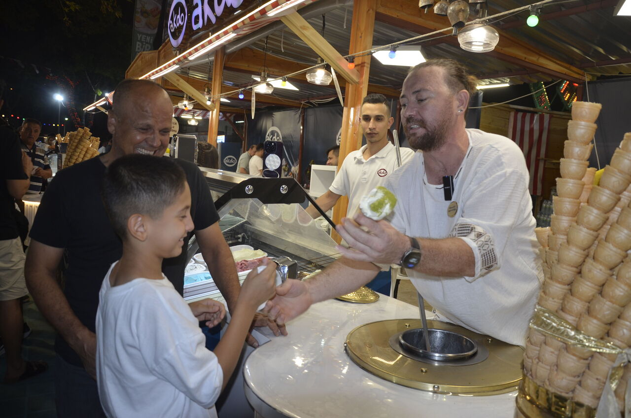 Şovda Abartan Dondurmacılara Kahramanmaraş’tan Uyarı Geldi (2)-1