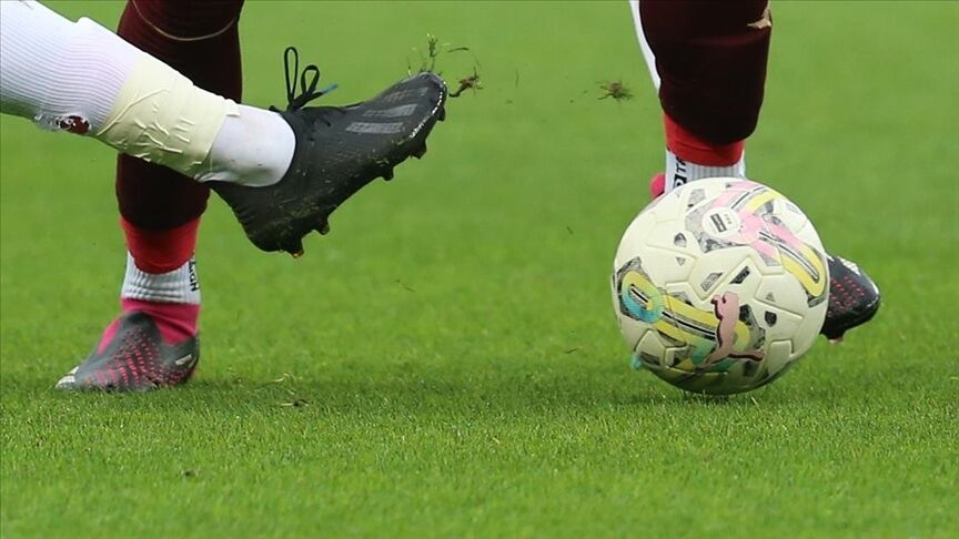 Topsuz Alanda Penaltı Olur Mu Futbol Kurallarında Yeni Tartışma (4)