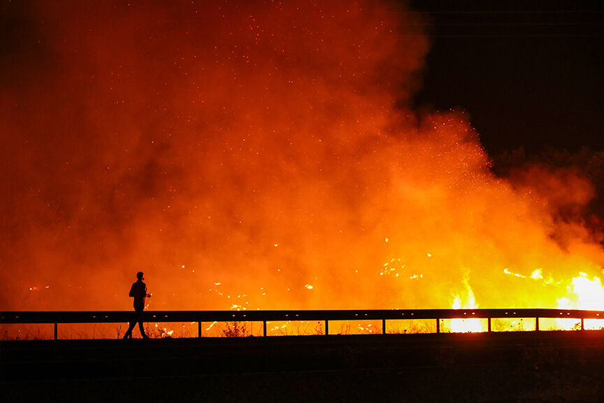 Türkiye’nin Dört Bir Yanında Orman Yangınlarıyla Mücadele Sürüyor (11)
