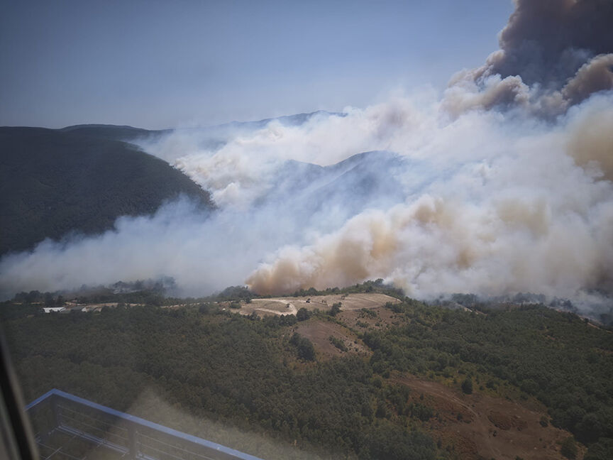 Türkiye’nin Dört Bir Yanında Orman Yangınlarıyla Mücadele Sürüyor (7)