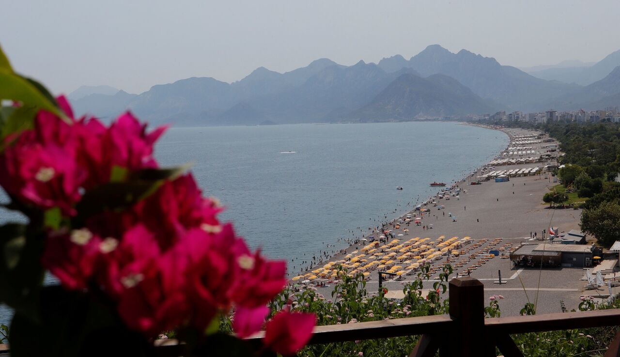 Yazın Kavurucu Etkisi Minikler Havuzlarda Serinliyor (4)