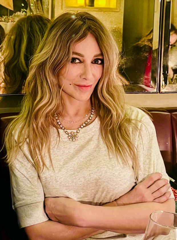 Zerrin Tekindor Kimdir Kaç Yaşında, Nereli, Burcu Ne (4)