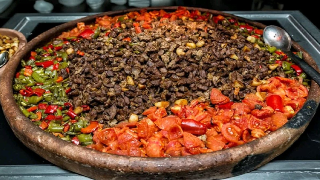 Kahramanmaraş Usulü Eli Böğründe Tarifi Taş Fırınlardan Sofralara (1)