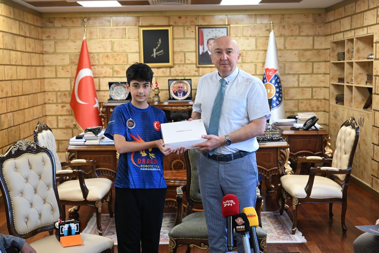 Kahramanmaraş’ın Genç Dehası Hamza Eren, Dünya Robot Finalinde Yarışacak (3)