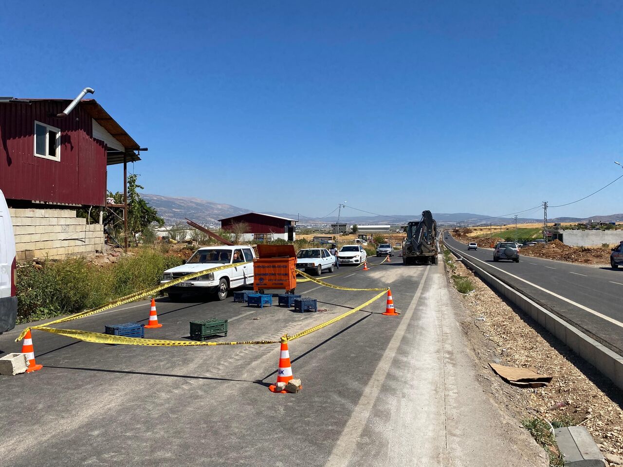 Kahramanmaraş’ta 2 Yaşındaki Hatice Iş Makinesinin Altında Can Verdi (4)