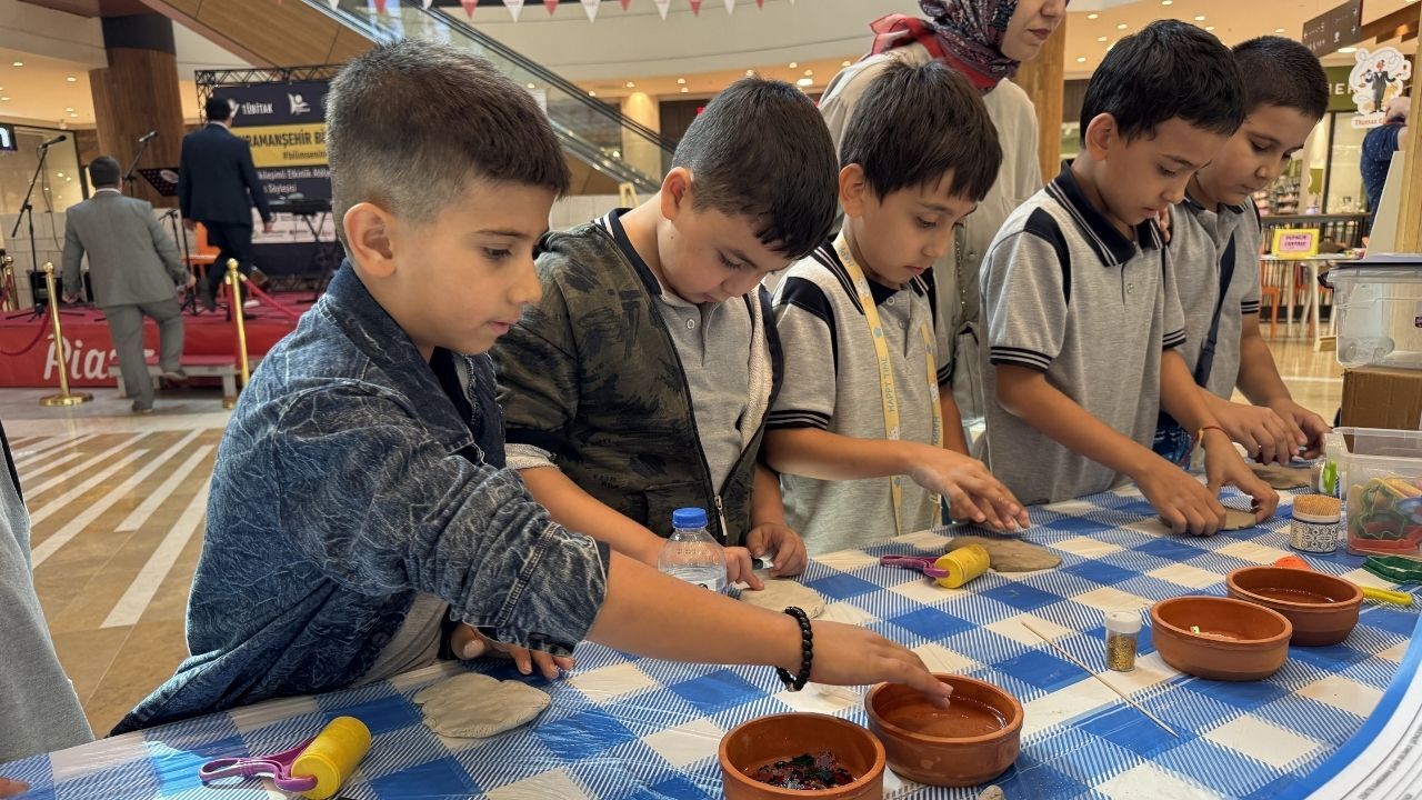 Kahramanmaraş’ta Bilim Şenliği Başladı Kahraman Şehir Bilimle Şenleniyor 2 Açıldı (3)