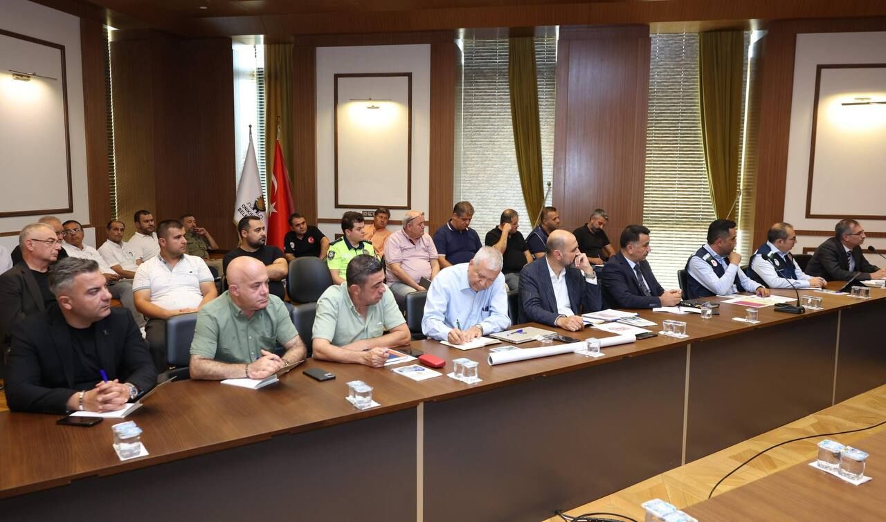 Kahramanmaraş’ta Büyükşehir’den Firmalara Sert Uyarı “Kazı Alanı Doldurulacak, Sulanacak Ve Asfaltlanacak!” (1)