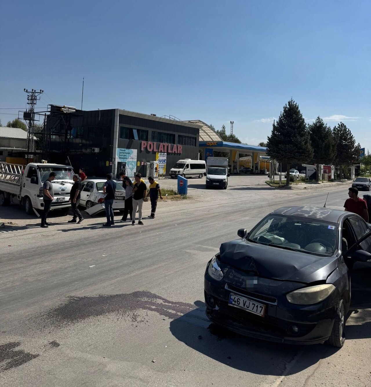 Kahramanmaraş’ta Zincirleme Kaza 3 Araç Birbirine Girdi (3)