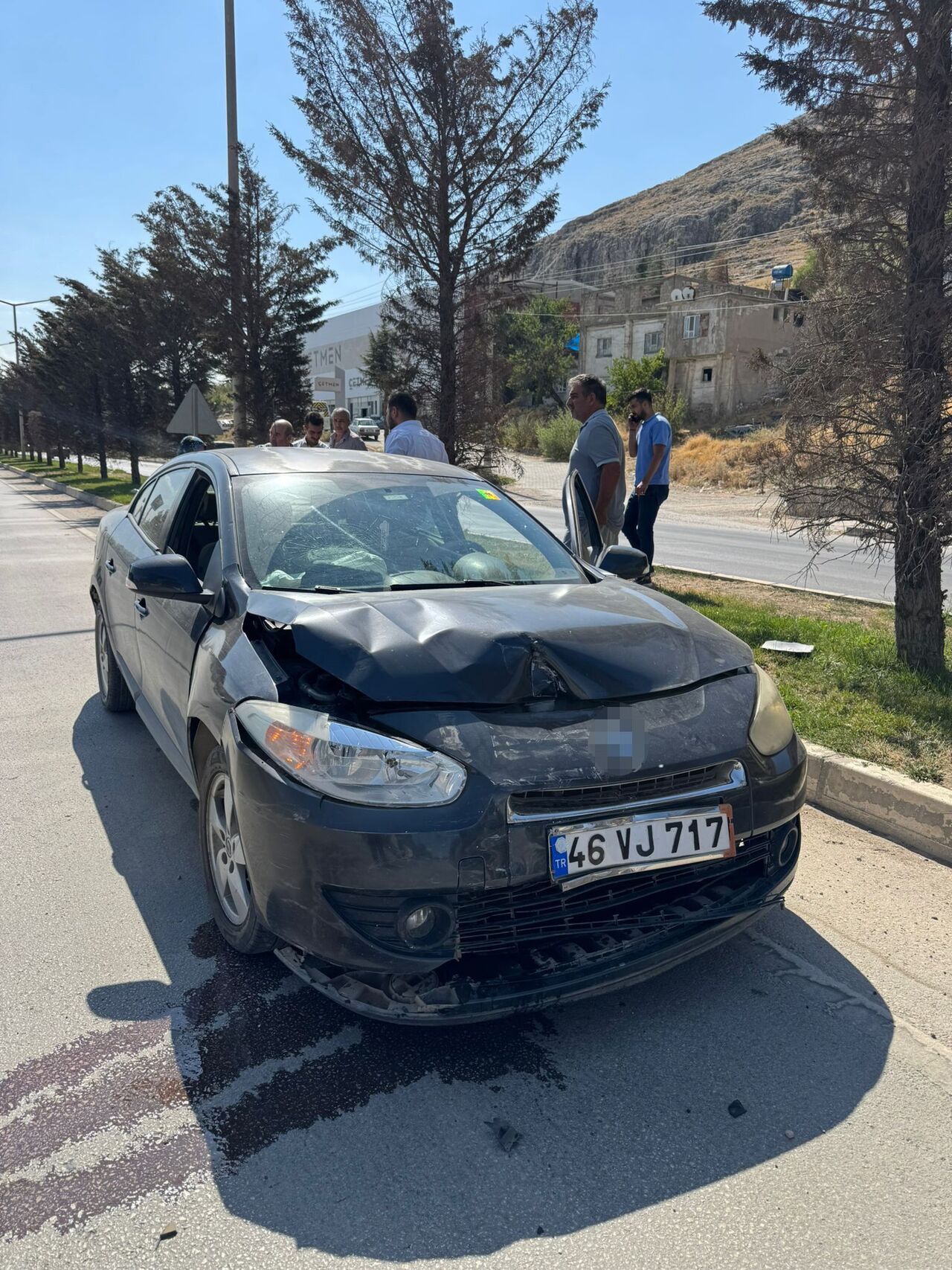 Kahramanmaraş’ta Zincirleme Kaza 3 Araç Birbirine Girdi (4)