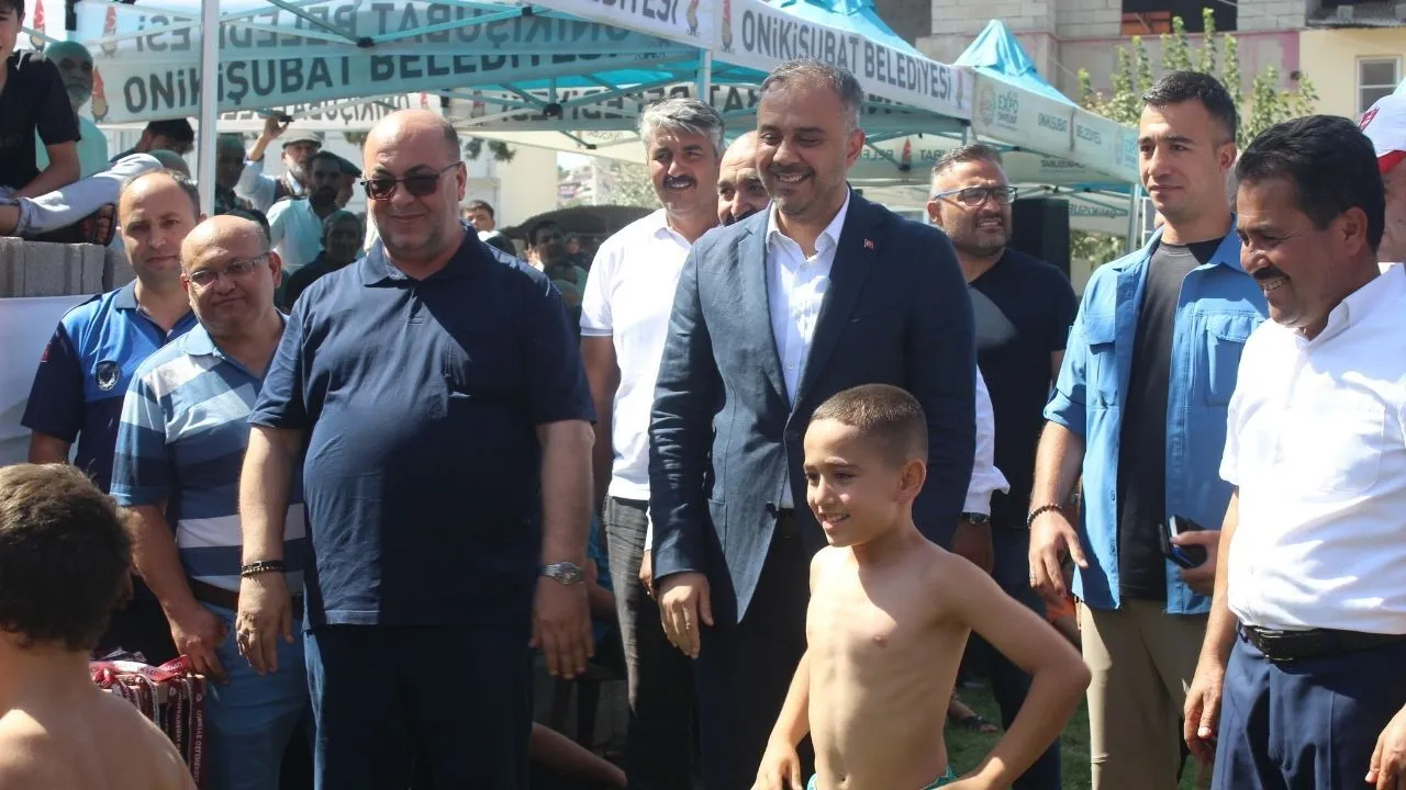 Onikişubat’ta Binlerce Kişi Karakucak Güreşinde Buluştu-1