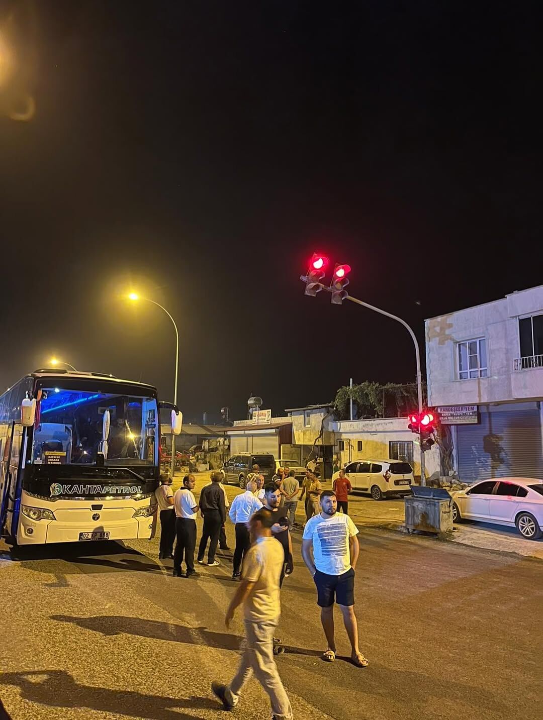 Pazarcık Ana Yolunda Meydana Gelen Elim Kaza Sonucu 19 Yaşındaki Bir Evladımızı Kaybetmiş Bulunu