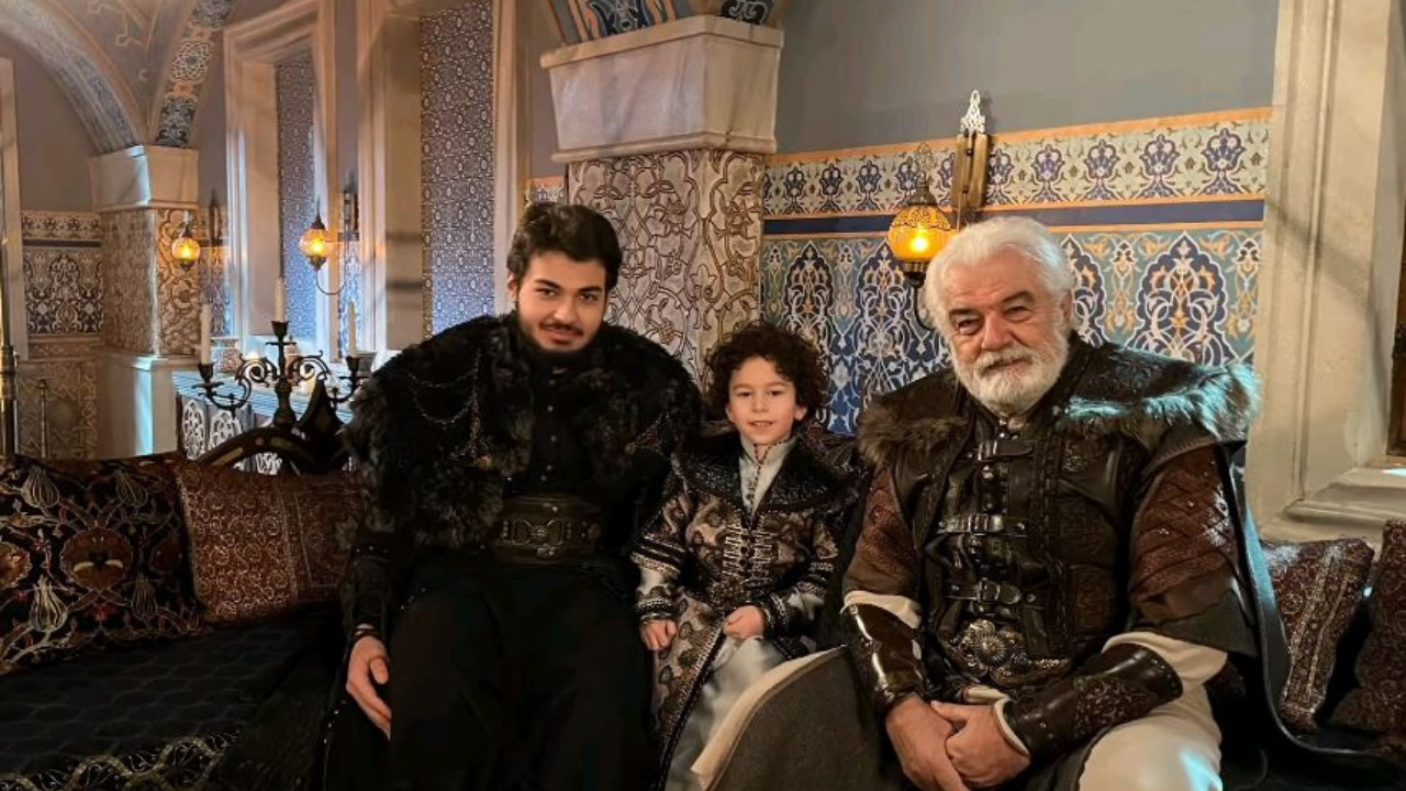 Urazbey Doğan Kimdir Mehmed Fetihler Sultanı’nın Beyazıd’ı Hakkında Her Şey (8)