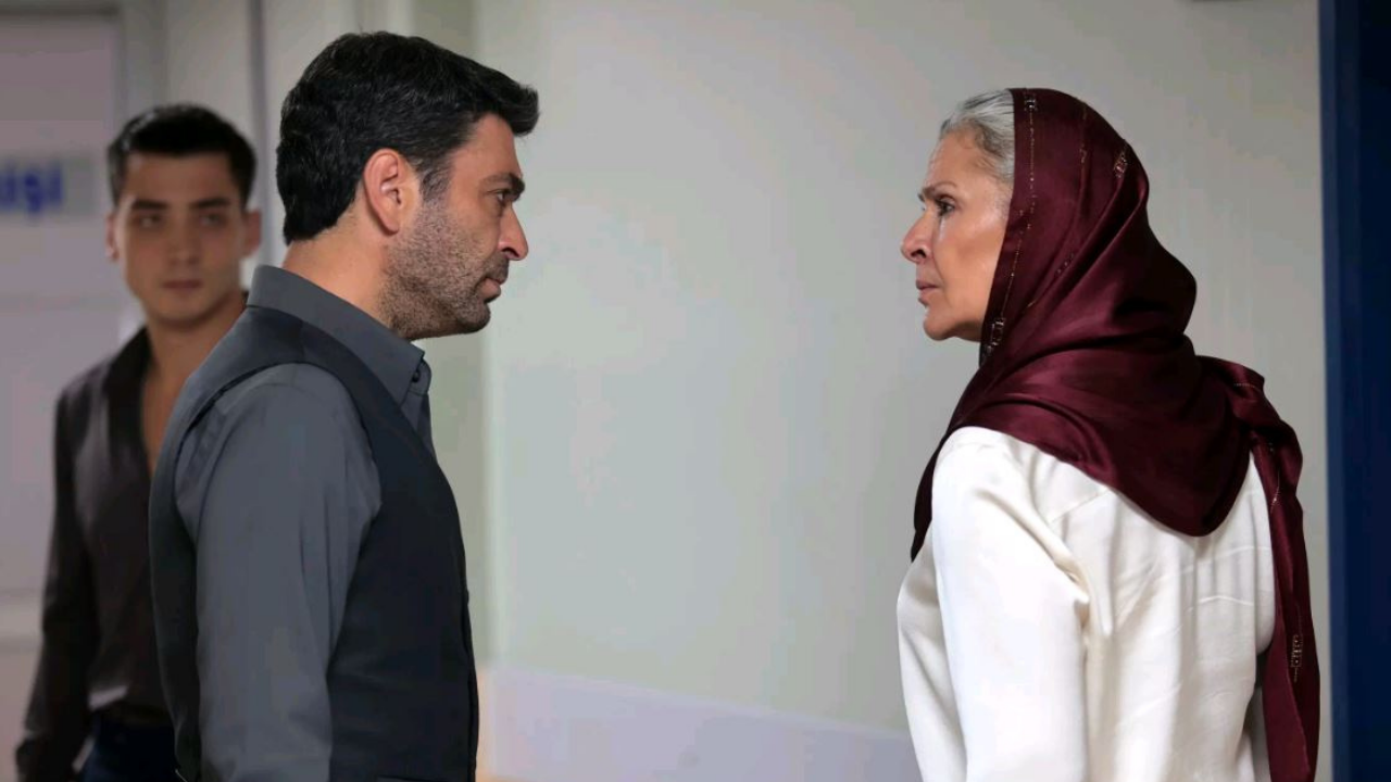 Uzak Şehir Mine Kimdir Mine Öldü Mü, Diziden Ayrılma Sebebi Ne (2)