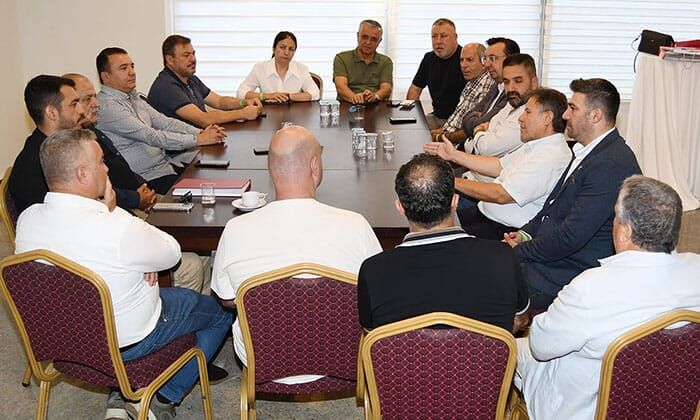 Akdeniz Gazeteciler Federasyonu Yönetimi Kemer’de Toplandı (2)